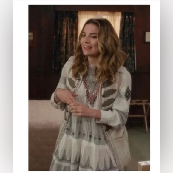 Zara Jackets & Blazers - Rare ZARA Embroidered Vest ASO Alexis Rose in Schitt's Creek- Size Medium